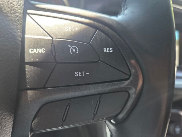 2018 Dodge Challenger SXT RWD - 22999011 - 20