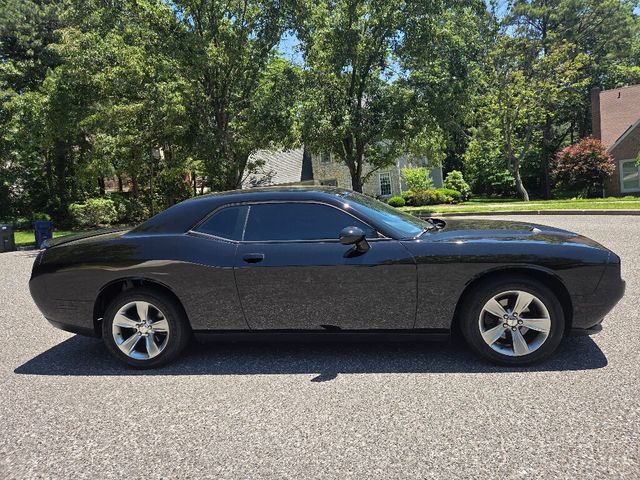 2018 Dodge Challenger SXT RWD - 22999011 - 5