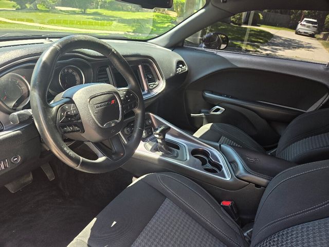 2018 Dodge Challenger SXT RWD - 22999011 - 8