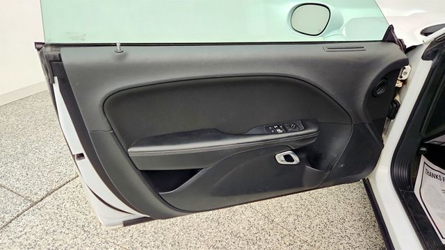 2018 Dodge Challenger SXT RWD - 23010717 - 9