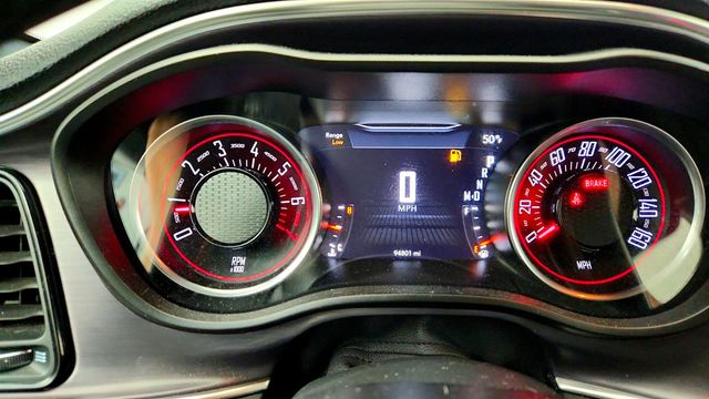 2018 Dodge Challenger SXT RWD - 23010717 - 13