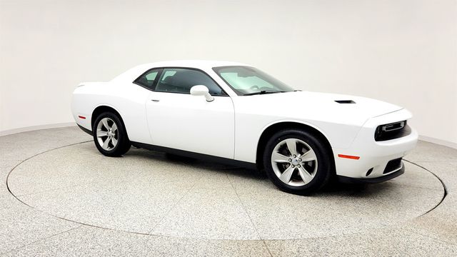 2018 Dodge Challenger SXT RWD - 23010717 - 2