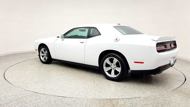 2018 Dodge Challenger SXT RWD - 23010717 - 6