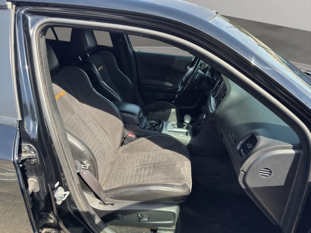 2018 Dodge Charger Daytona RWD - 22972213 - 17