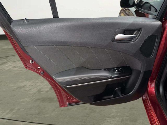 2018 Dodge Charger GT AWD - 22988606 - 16