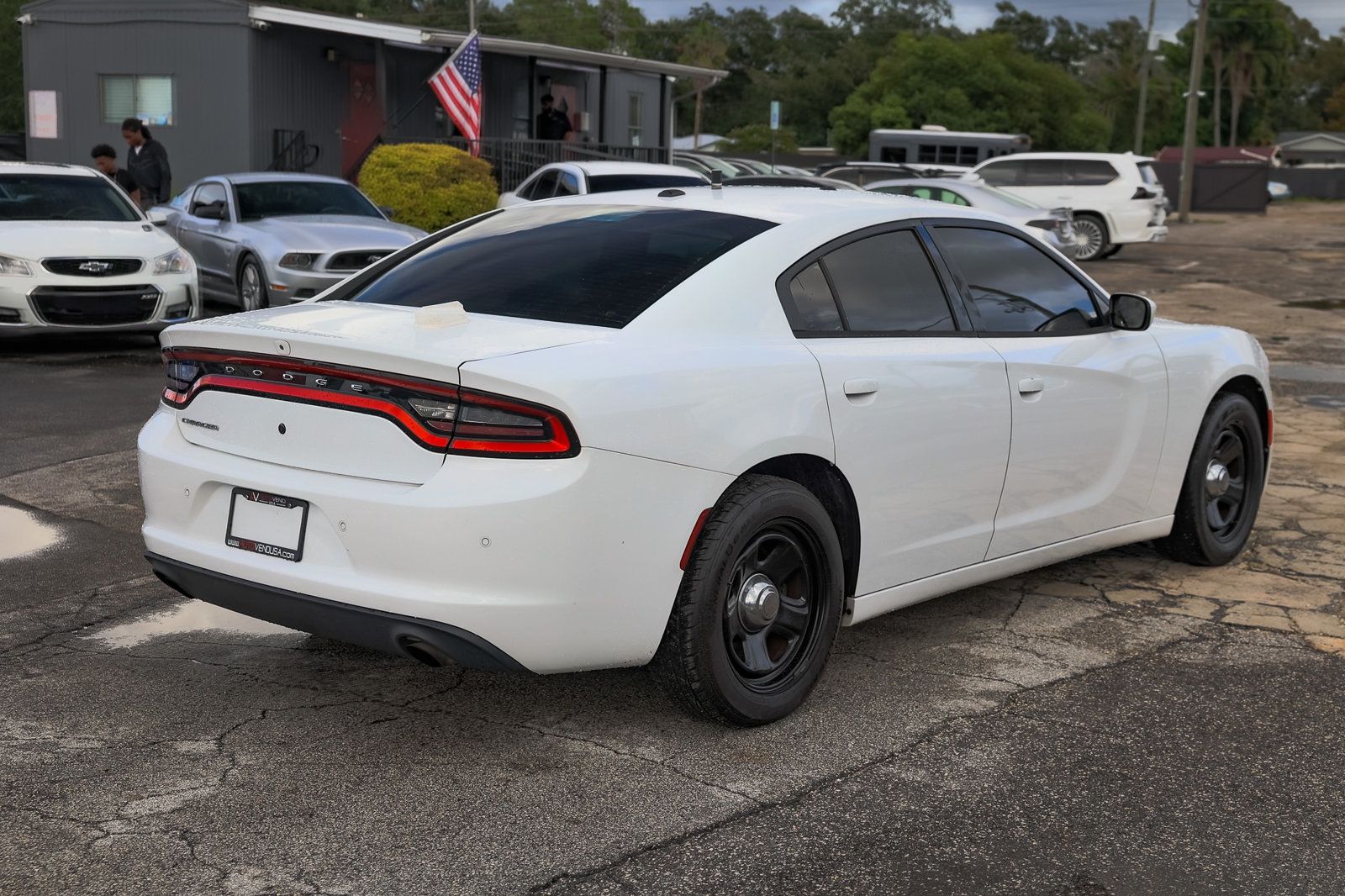 2018 Dodge Charger photo 13
