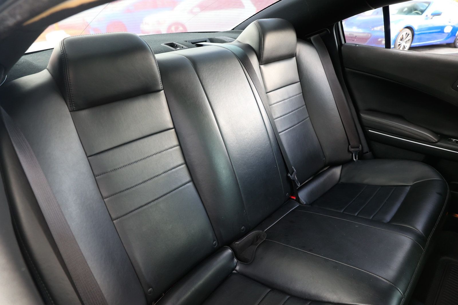 2018 Dodge Charger photo 14
