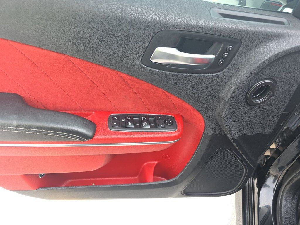 2018 Dodge Charger SRT 392 RWD - 23022665 - 9