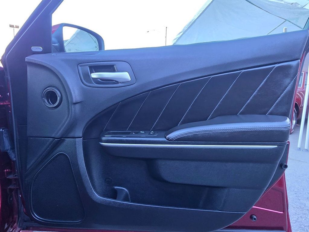 2018 Dodge Charger SXT Plus RWD - 22972451 - 24