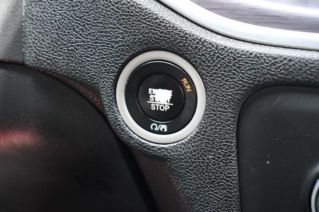2018 Dodge Charger SXT RWD - 23036247 - 30