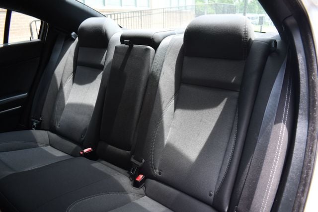 2018 Dodge Charger SXT RWD - 23036247 - 40