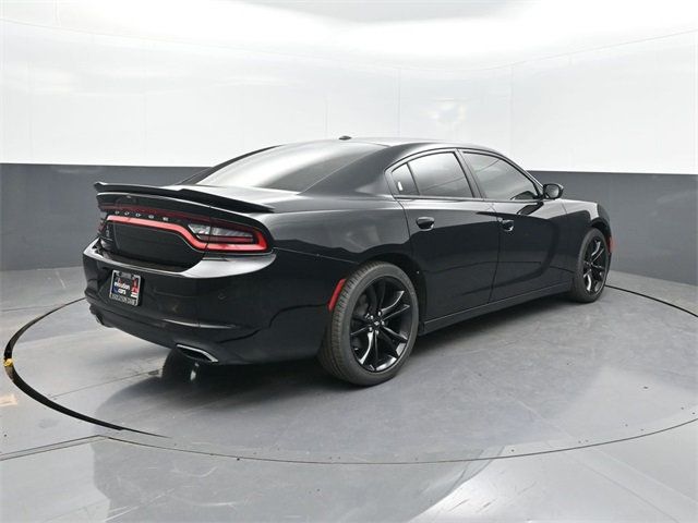 2018 Dodge Charger SXT photo 19