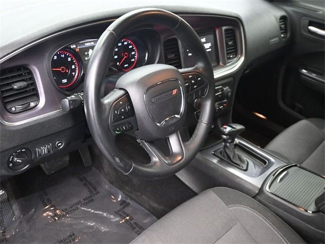 2018 Dodge Charger SXT photo 4