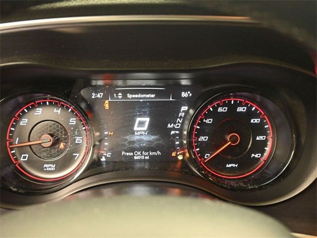 2018 Dodge Charger SXT photo 8