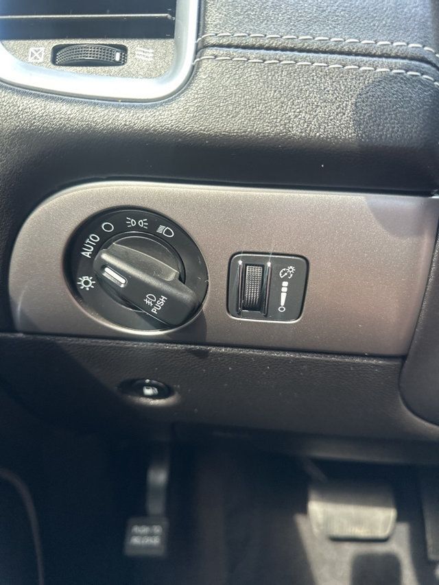 2018 Dodge Durango Citadel - 22908493 - 33