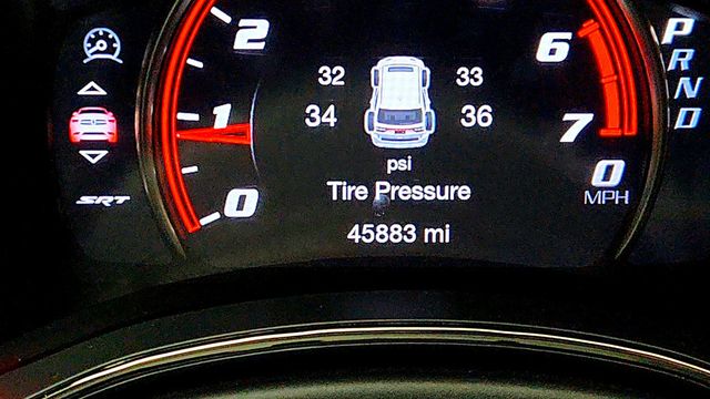 2018 Dodge Durango SRT AWD with Technology Pkg, Sunroof & Trailer Tow Package IV - 22960141 - 15