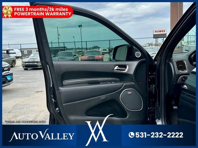 2018 Dodge Durango SRT Sport Utility 4D - 23041536 - 11