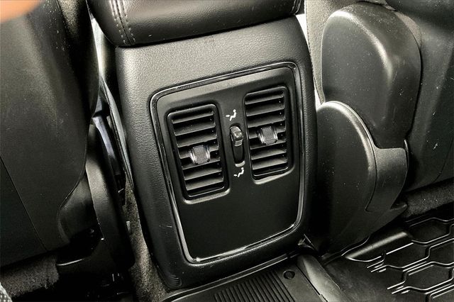 2018 Dodge Durango SXT AWD - 22816596 - 32