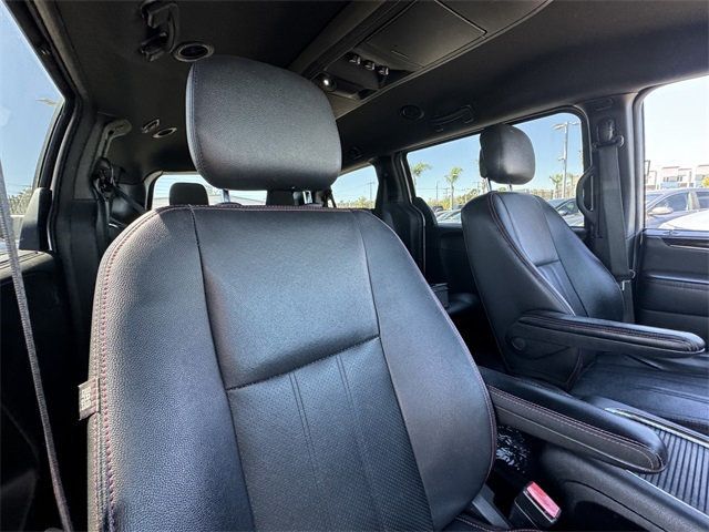 2018 Dodge Grand Caravan GT Wagon - 22386016 - 3