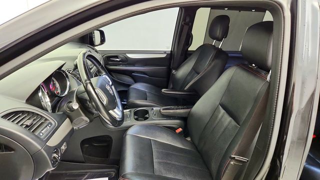 2018 Dodge Grand Caravan GT Wagon - 23090343 - 18
