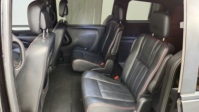2018 Dodge Grand Caravan GT Wagon - 23090343 - 19