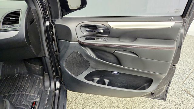 2018 Dodge Grand Caravan GT Wagon - 23090343 - 24