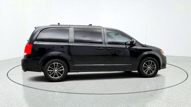 2018 Dodge Grand Caravan GT Wagon - 23090343 - 3