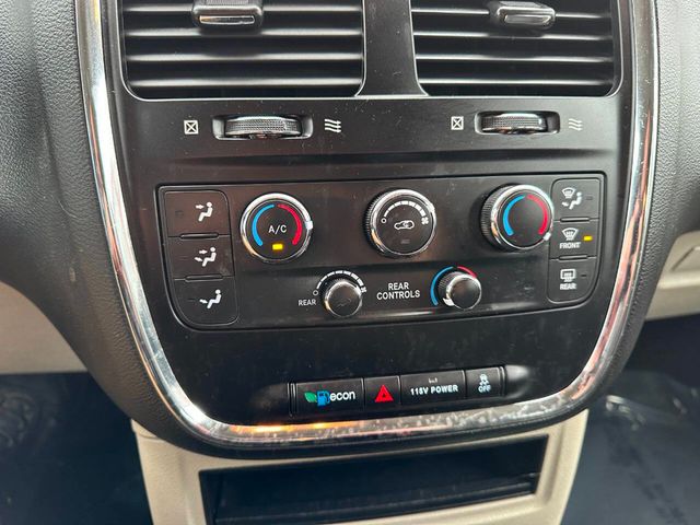 2018 Dodge Grand Caravan SE 4dr Mini Van - 22949087 - 38