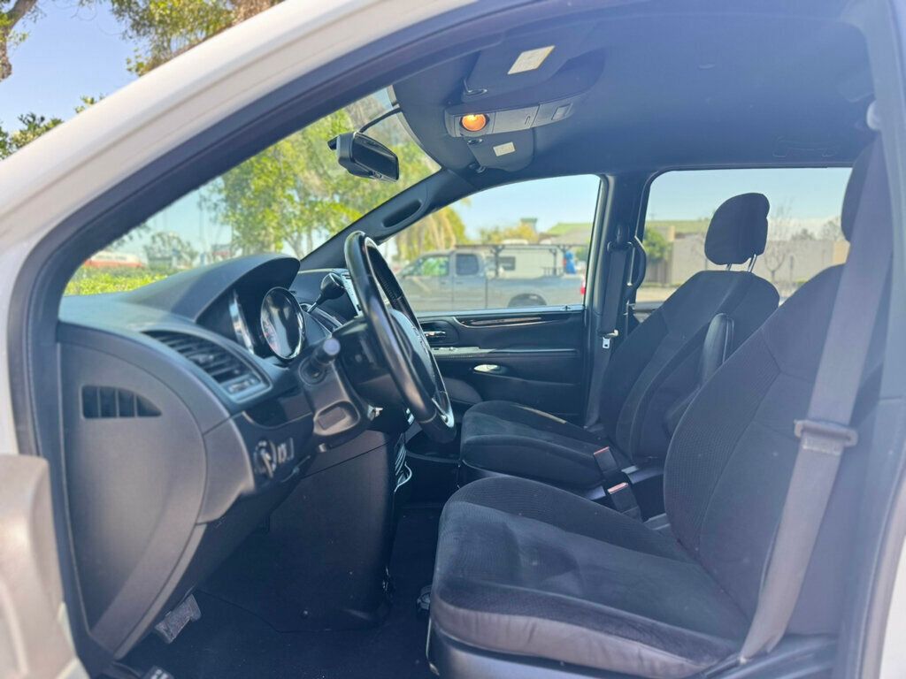 2018 Dodge Grand Caravan SE photo 10