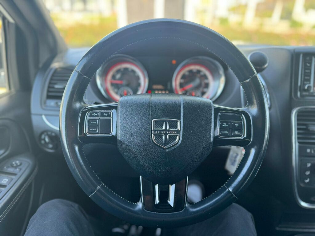 2018 Dodge Grand Caravan SE photo 14