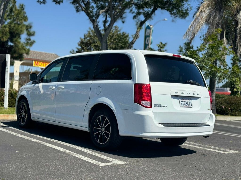 2018 Dodge Grand Caravan SE photo 7