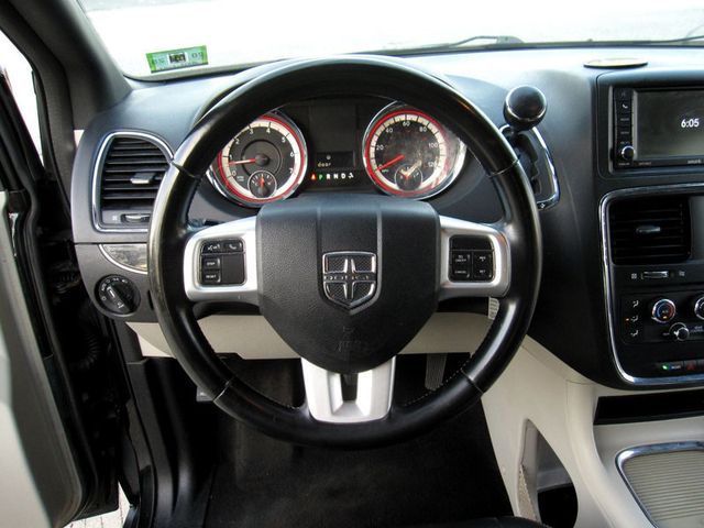 2018 Dodge Grand Caravan SXT Wagon - 23014465 - 18