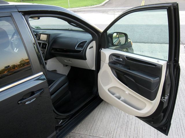 2018 Dodge Grand Caravan SXT Wagon - 23014465 - 20