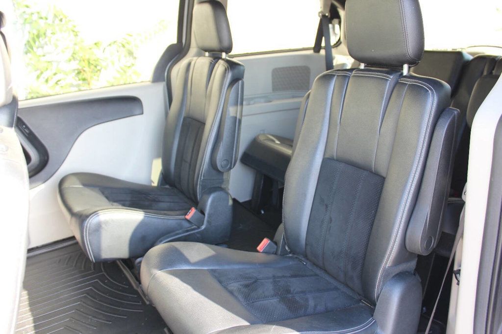 2018 Dodge Grand Caravan SXT Wagon - 22901699 - 12