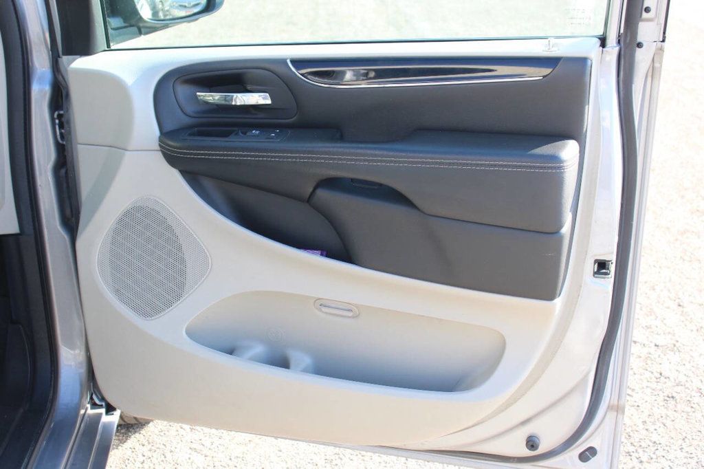 2018 Dodge Grand Caravan SXT Wagon - 22901699 - 13