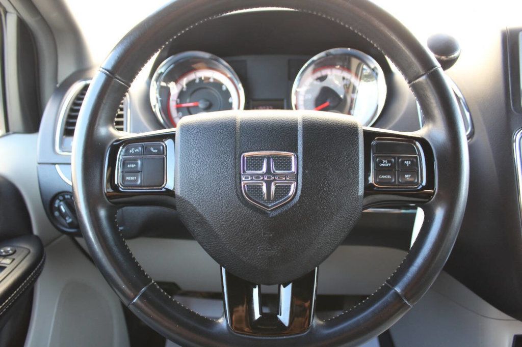2018 Dodge Grand Caravan SXT Wagon - 22901699 - 19