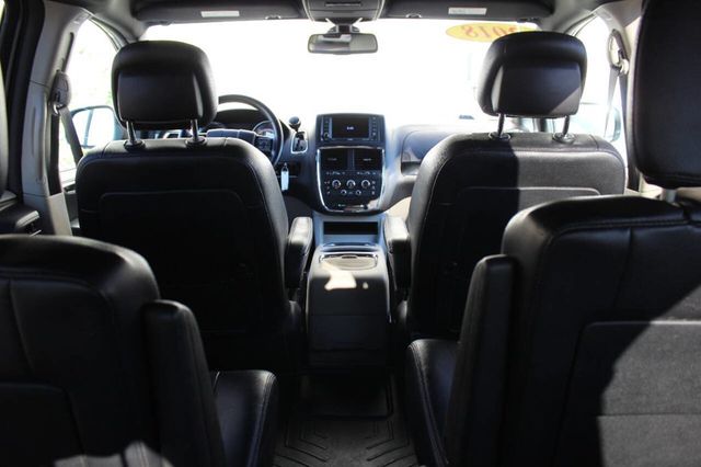 2018 Dodge Grand Caravan SXT Wagon - 22901699 - 25