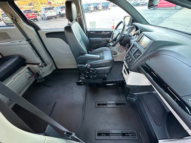 2018 Dodge Grand Caravan SXT Wagon - 22953803 - 19