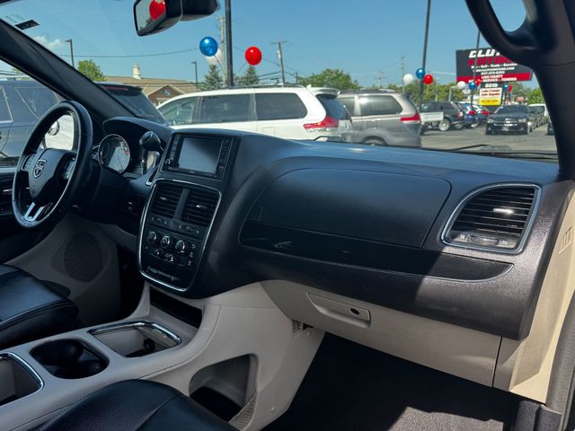 2018 Dodge Grand Caravan SXT Wagon - 23028380 - 16