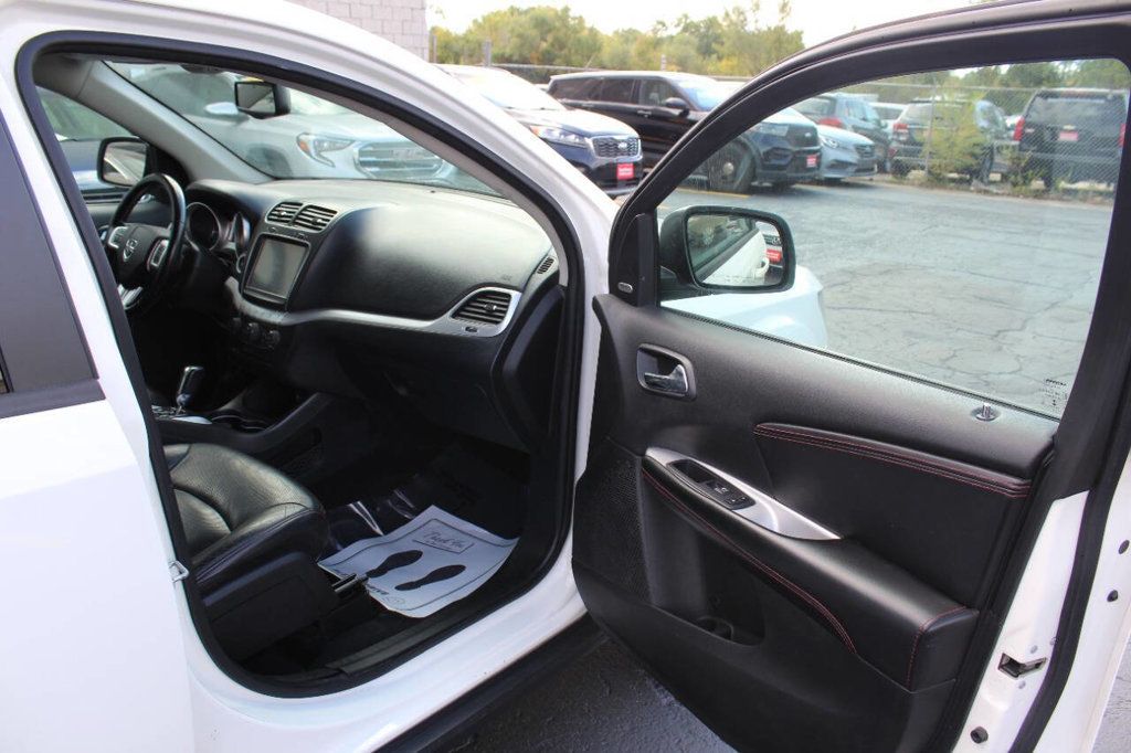 2018 Dodge Journey GT FWD - 22927950 - 17