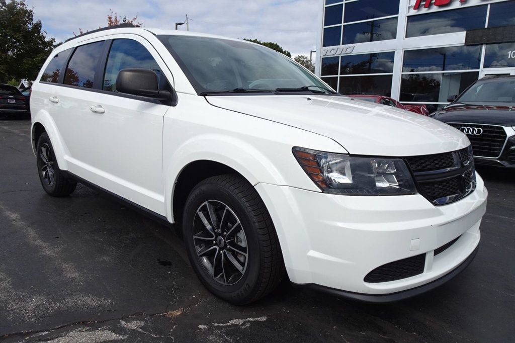 2018 Dodge Journey SE photo 2