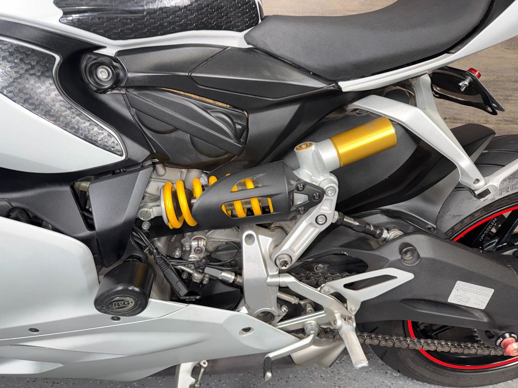 2018 Ducati 959 Panigale LOW MILES! - 23003635 - 11