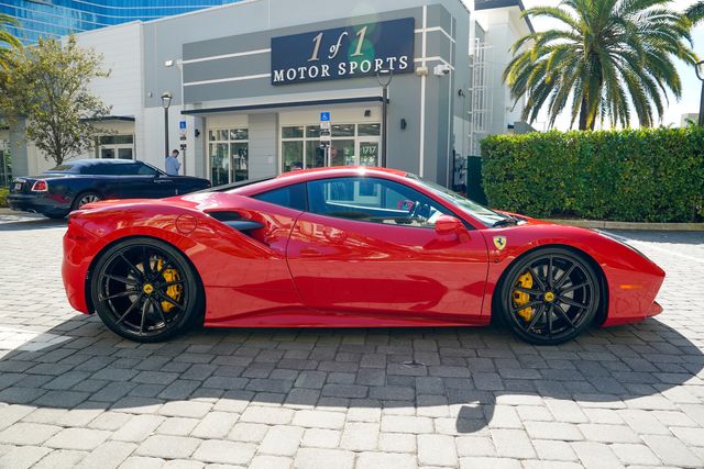 2018 Ferrari 488 GTB Coupe - 22967341 - 32
