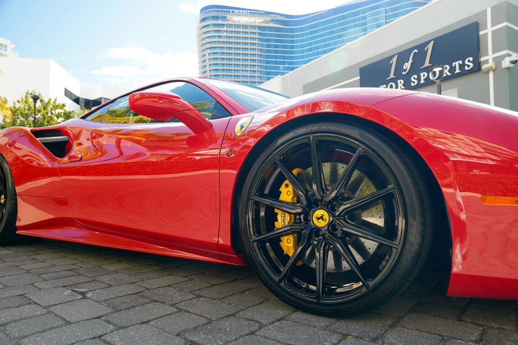 2018 Ferrari 488 GTB Coupe - 22967341 - 35