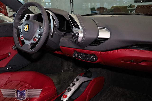 2018 Ferrari 488 GTB Coupe - 22986493 - 18