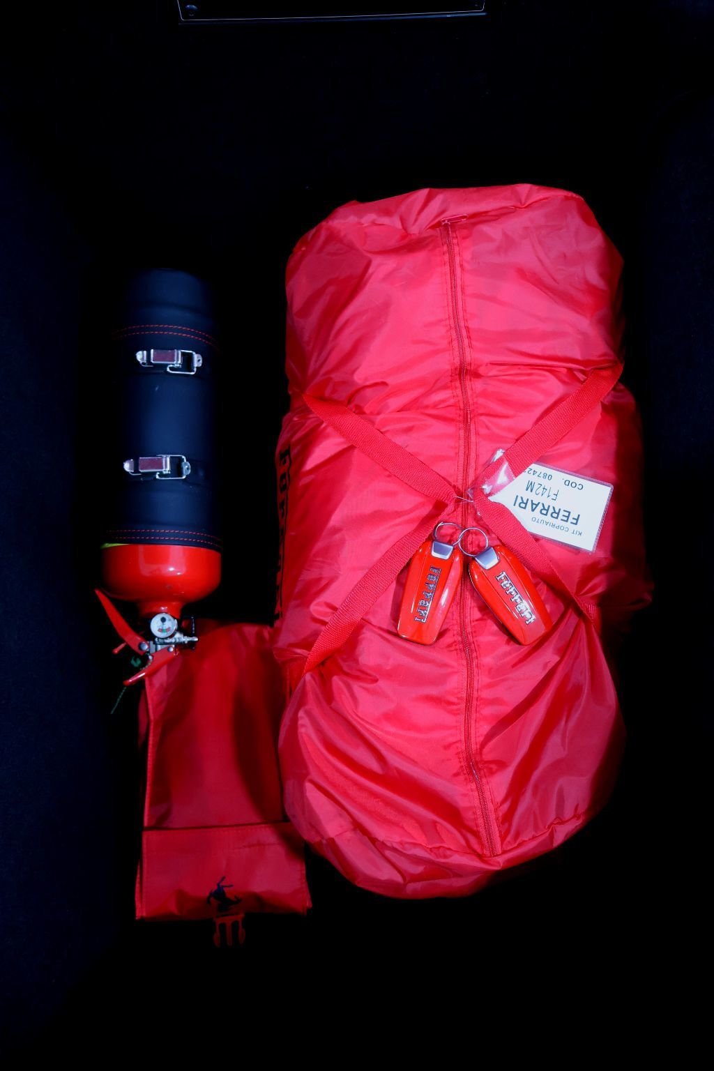 2018 Ferrari 488 GTB ROSSO CORSA...5,920 Miles...GOLDRAKE Race Seats  - 22864646 - 38