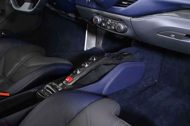 2018 Ferrari 488 Spider Convertible - 23030202 - 22