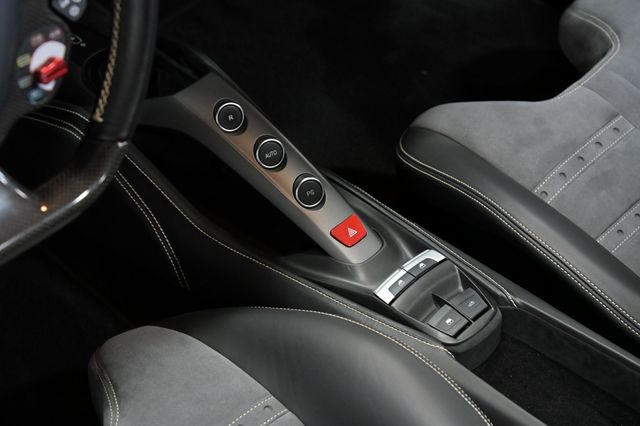 2018 Ferrari 488 Spider Convertible - 23009584 - 32