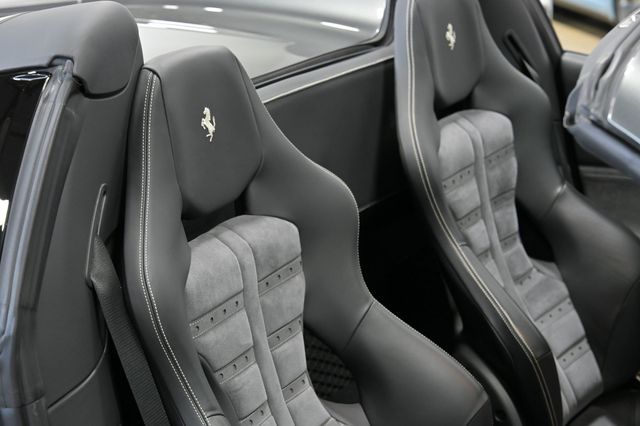 2018 Ferrari 488 Spider Convertible - 23009584 - 37