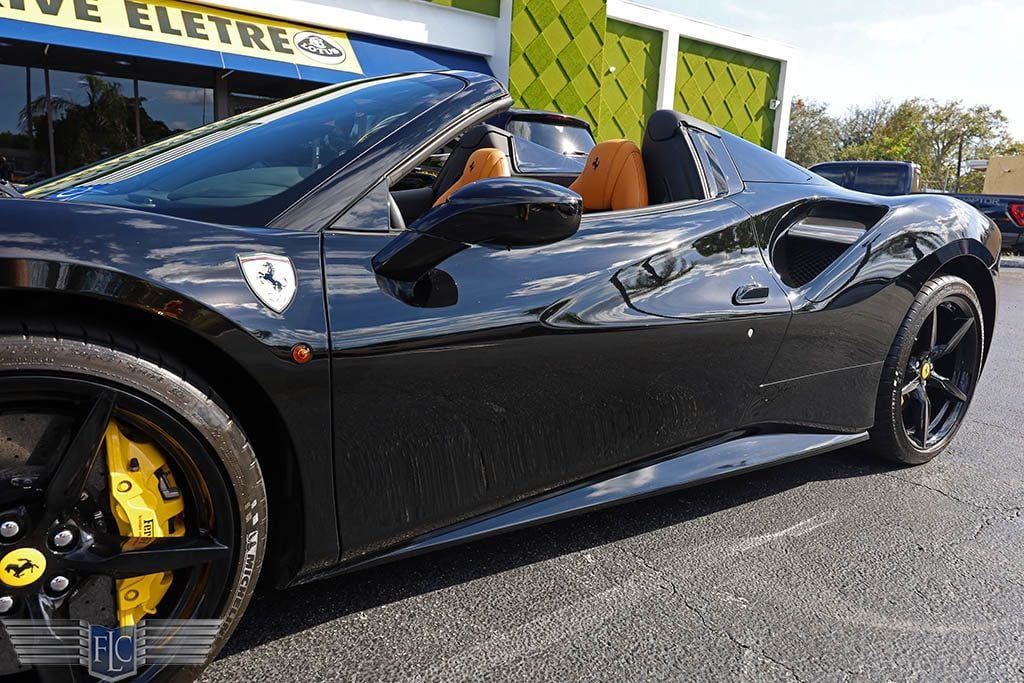 2018 Ferrari 488 Spider Convertible - 22699200 - 9